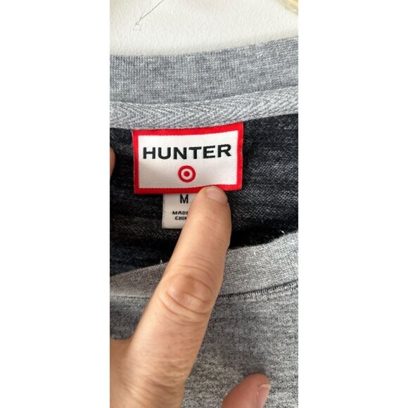 HUNTER Gray Embossed Logo T-Shirt Oversized Size Med - Picture 4 of 8